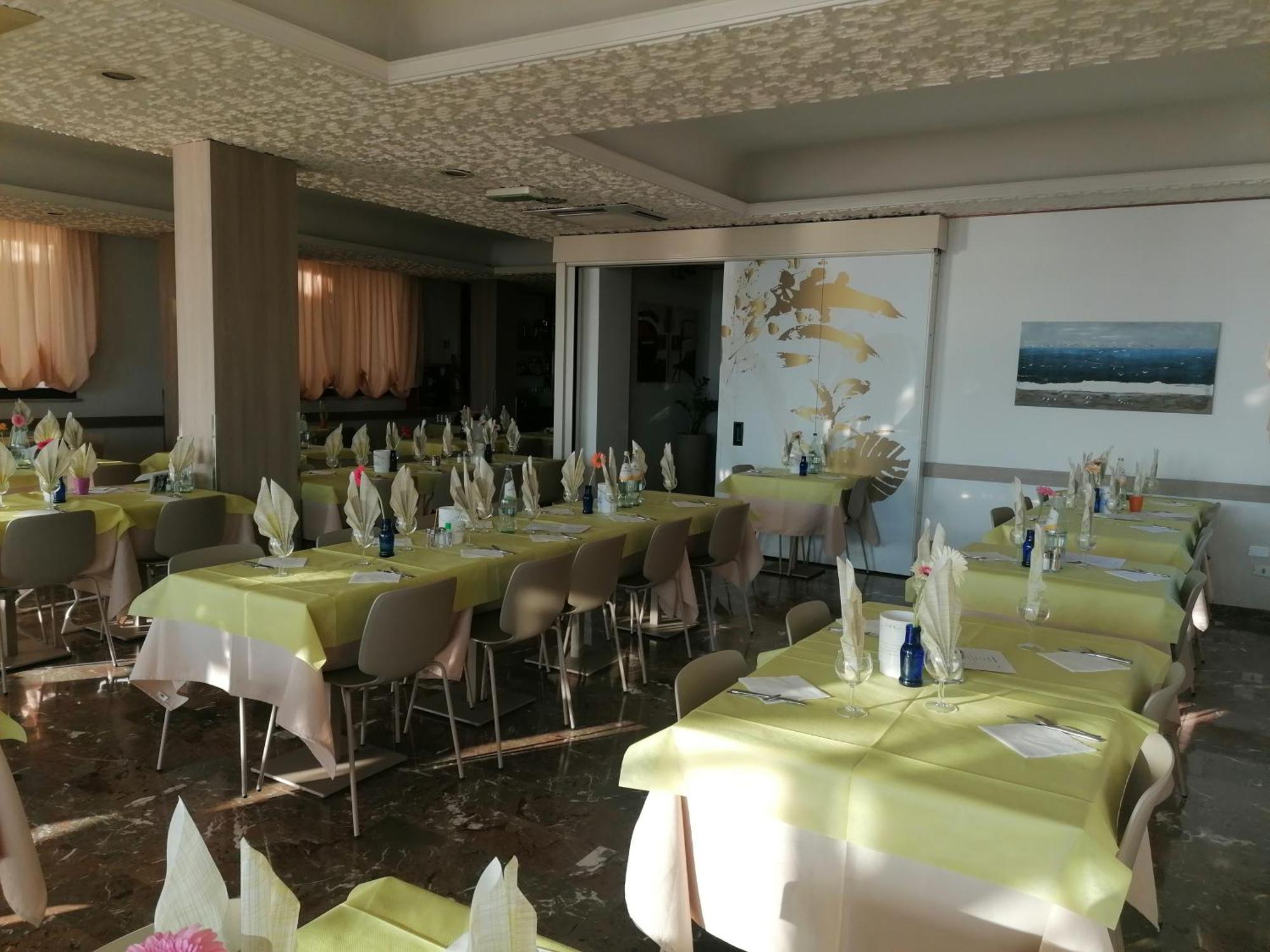 Hotel Silvana Белларія-Іджеа-Марина Екстер'єр фото