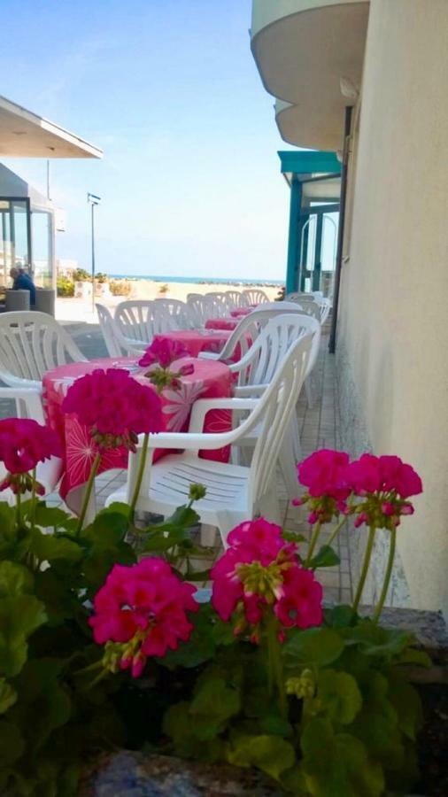 Hotel Silvana Белларія-Іджеа-Марина Екстер'єр фото